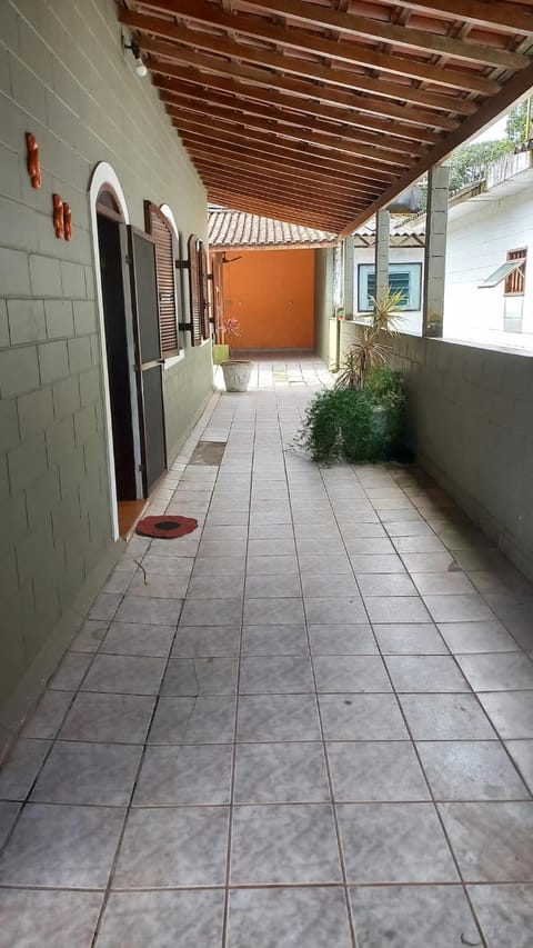 ÓTIMA CASA DE PRAIA COM PISCINA EM BERTIOGA House in Bertioga