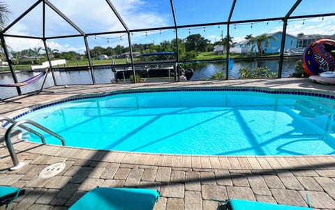 Housewithaboat Boat Heated Pool Canal House in Port Charlotte