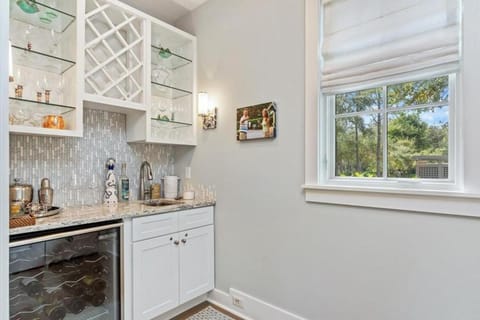 Golf Cart - Screened-In Porch & Grill Station - Close to Camp WaterColor home House in Seagrove Beach