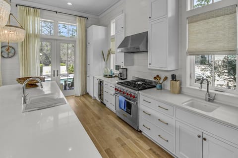 'Here Comes the Sun' has a Private Pool, 6 Seat Golf Cart, and Stunning Outdoor Living Space home House in Seagrove Beach