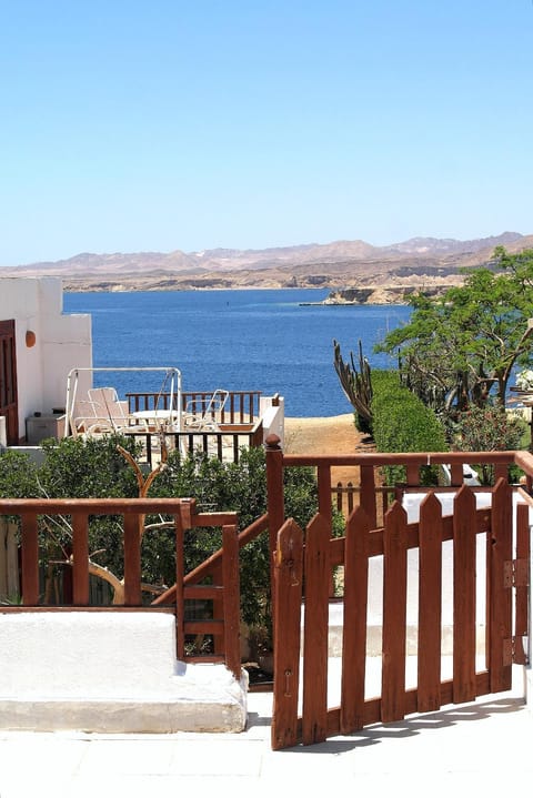 Natural landscape, Balcony/Terrace, Sea view