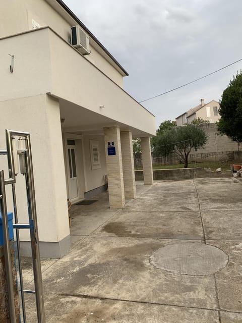 Beach House Murter Apartment in Murter