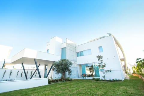 Property building, Garden, Garden view