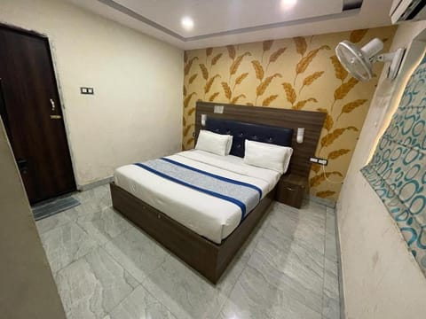 Hotel Baba - near Charbagh Railway Station Hotel in Lucknow