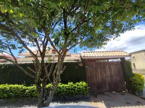 Property building, Day, Garden, Garden view