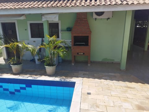 Property building, Day, Pool view, Swimming pool