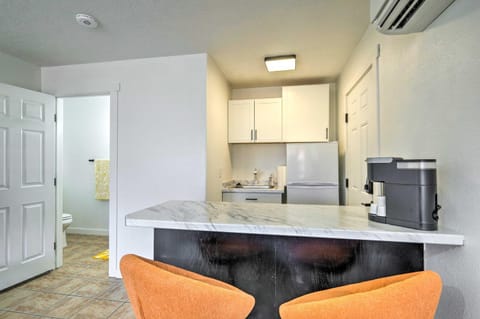 Ivins Studio with Yard and Mountain Views! Apartment in Santa Clara