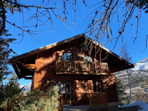 Property building, Natural landscape, Winter, Mountain view