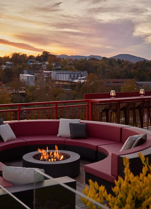 Natural landscape, View (from property/room), Balcony/Terrace, Sunrise