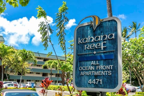 Kahana Reef by Coldwell Banker Island Vacations Condo in Kahana