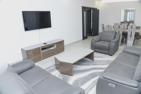 TV and multimedia, Seating area, Evening entertainment