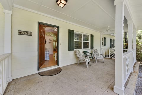 BEACH, LOVE, AND HAPPINESS home House in Camden County