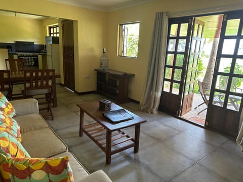 Garden Beach Apartment Zanzibar Condo in Unguja North Region