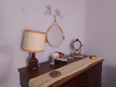 Decorative detail, Bedroom, microwave