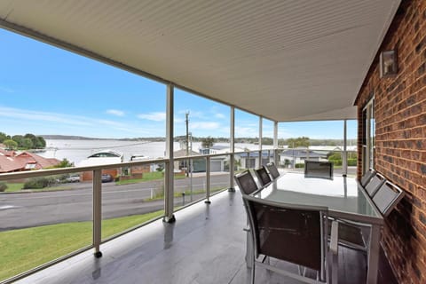 Lake Daze at Coal Point House in Lake Macquarie