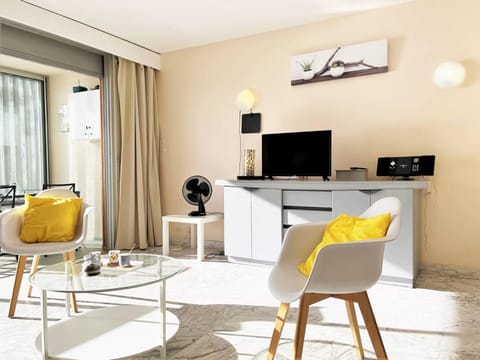 Appartement Cavalière, 2 pièces, 5 personnes - FR-1-251-430 Apartment in Le Lavandou