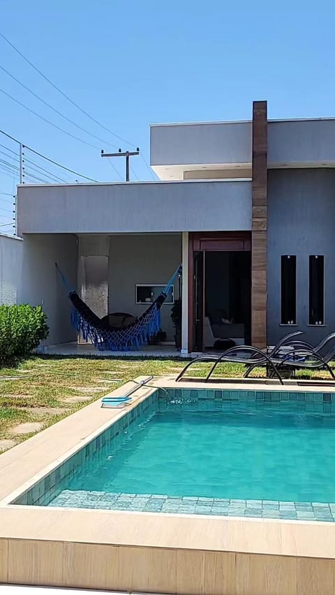 Day, Pool view, Swimming pool, sunbed