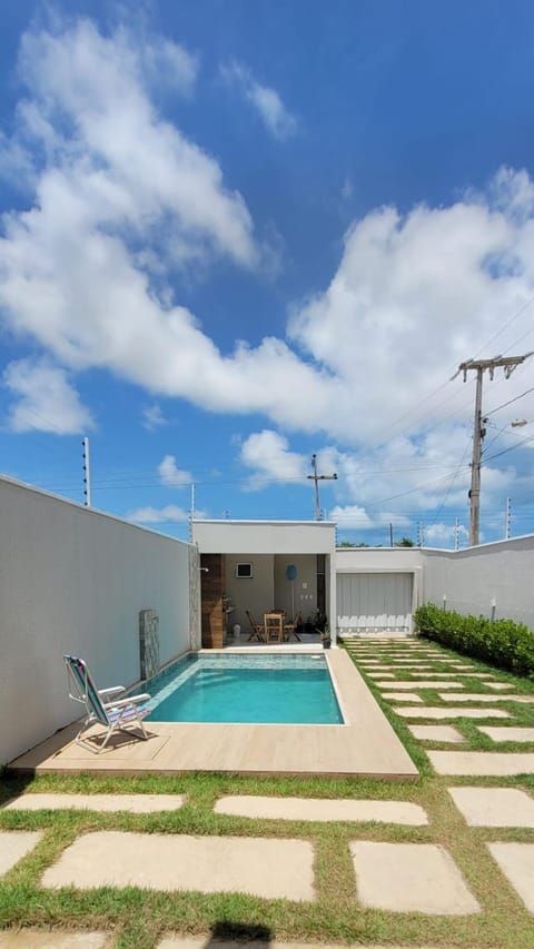 Day, Pool view, Swimming pool, sunbed