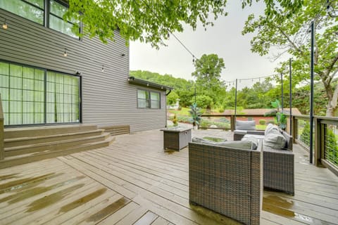Robbinsville Home with Fire Pits and Large Deck! Haus in Stecoah