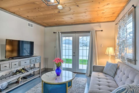 Trendy Chautauqua Lake Vacation Rental! Condo in Bemus Point