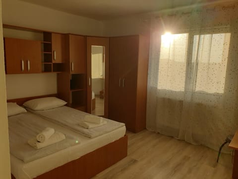 Apartamente la rezidenta noua ideale vacanze job etc Apartment in Timisoara