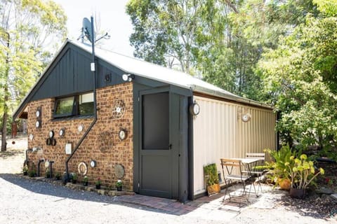 Maldon Cosy Garden Cottage - Charming One Room Studio Casa in Maldon