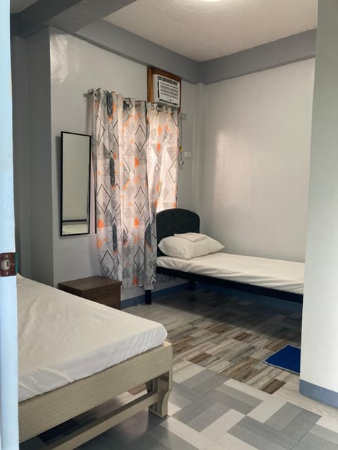 Panglao Runway Inn Bed and Breakfast in Panglao