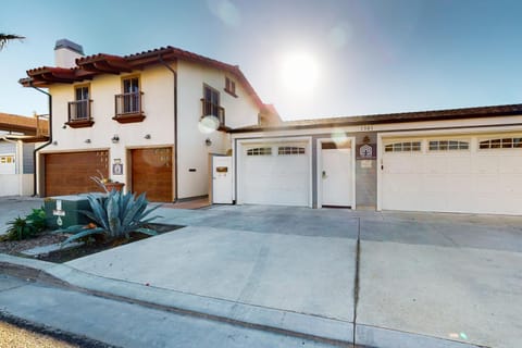 On the Beach - Unit B House in Oceanside