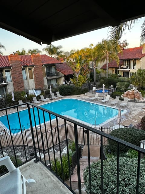 Patio, Balcony/Terrace, Pool view, Swimming pool, Swimming pool