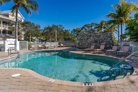 - The Bonita Paddle A202 - Beautiful Bonita Springs Condo with Mother In Law Suite! condo Apartment in Bonita Springs