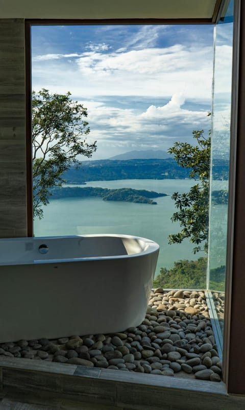 Natural landscape, Lake view, Mountain view, Bath