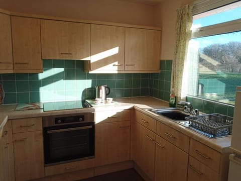 Glen Dhoo Country Cottages - Meadowview Bungalow Apartment in Isle of Man