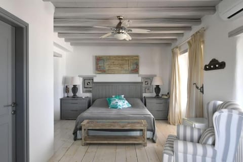SUNRAY Paros Beach front 2 bedroom house next to kite sports House in Paros, Greece