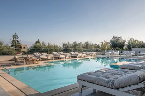 Filia Luxury Suites Hotel in Stalida