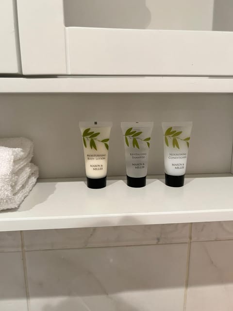 Bathroom, towels