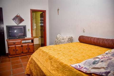 Otima casa com Wi-Fi a 350m da Praia de Peruibe SP House in Peruíbe