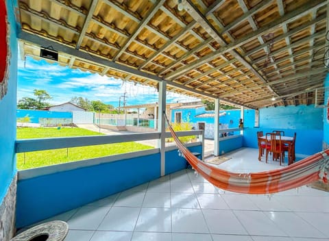 Casa com piscina e churrasqueira em Araruama RJ House in Araruama