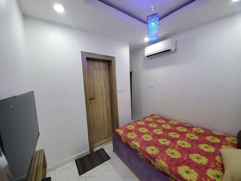 Dinero Rose-2 Bedroom Apartment Eigentumswohnung in Lagos