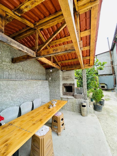 Patio, Garden, Dining area