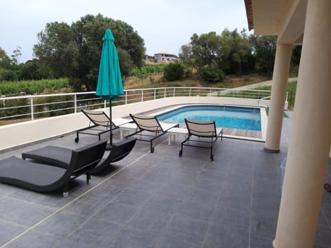 Villa climatisée avec piscine Villa in Sari-Solenzara