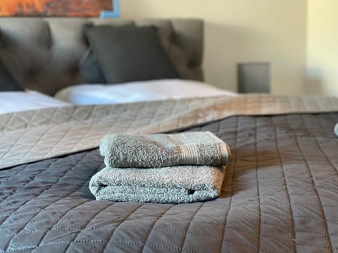 Bed, Photo of the whole room, Bedroom, towels