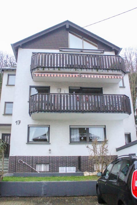 Property building, Balcony/Terrace, Street view, Parking