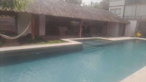 Zuzu Vichayito Casa para 9 con piscina Haus in Vichayito