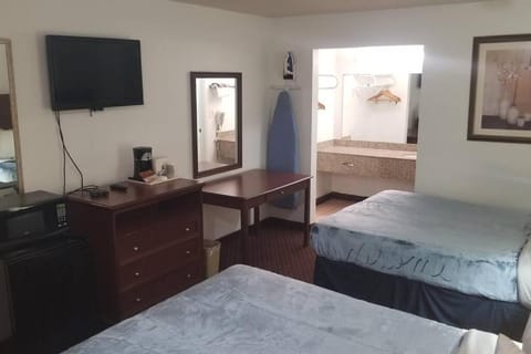 Hotel 2 Queen Beds Hotel Room 135 Booking Apartment in Stillwater