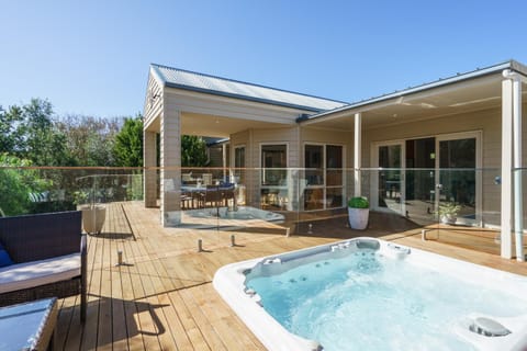 Hot Tub, Balcony/Terrace