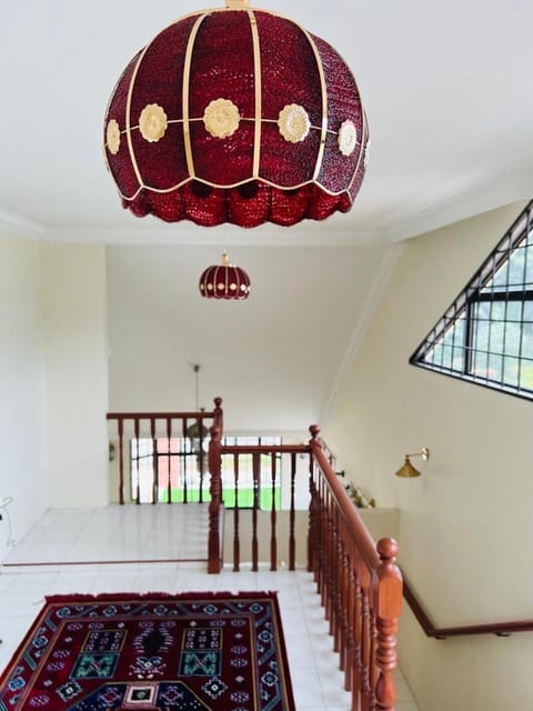 D Riad Ipoh Homestay l Home Cinema l 300MBPS Villa in Ipoh