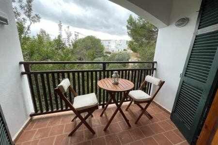 Tramontana Apto en planta baja con piscina Apartment in Arenal d'en Castell