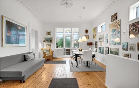 Beautiful Apartment In Aarhus C With Wifi Wohnung in Aarhus