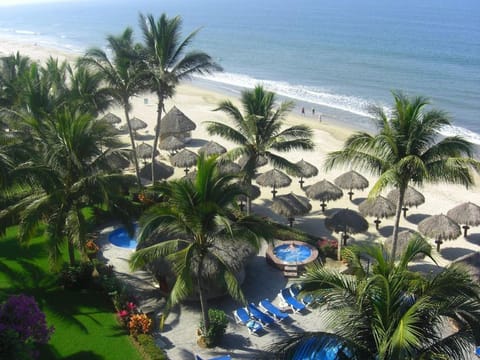 2 Br Five Star Playa Royale Residences Building House in Nuevo Vallarta