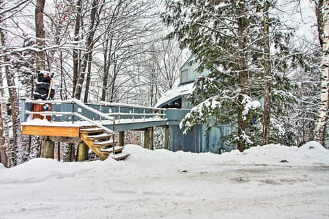 Cozy Ludlow Home 2 Mi to Okemo Mountain Resort! Haus in Mount Holly